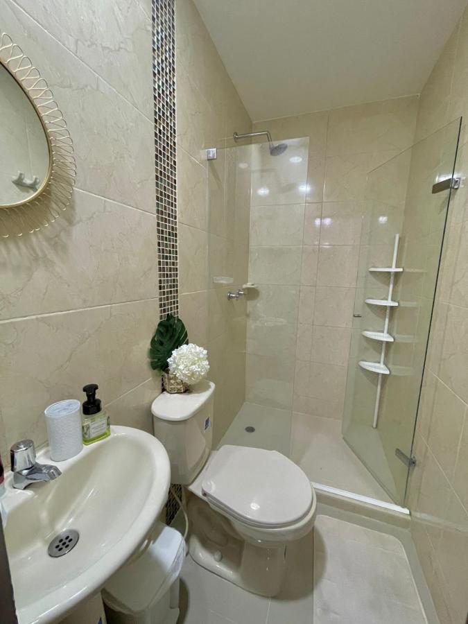 Apartamento Habitación En Hermoso Con Piscina De Indias Compartido *